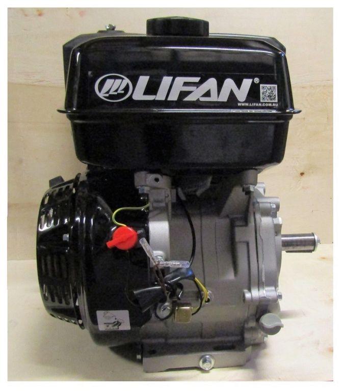Двигатель бензиновый Lifan 188F (Ø25мм) 023813