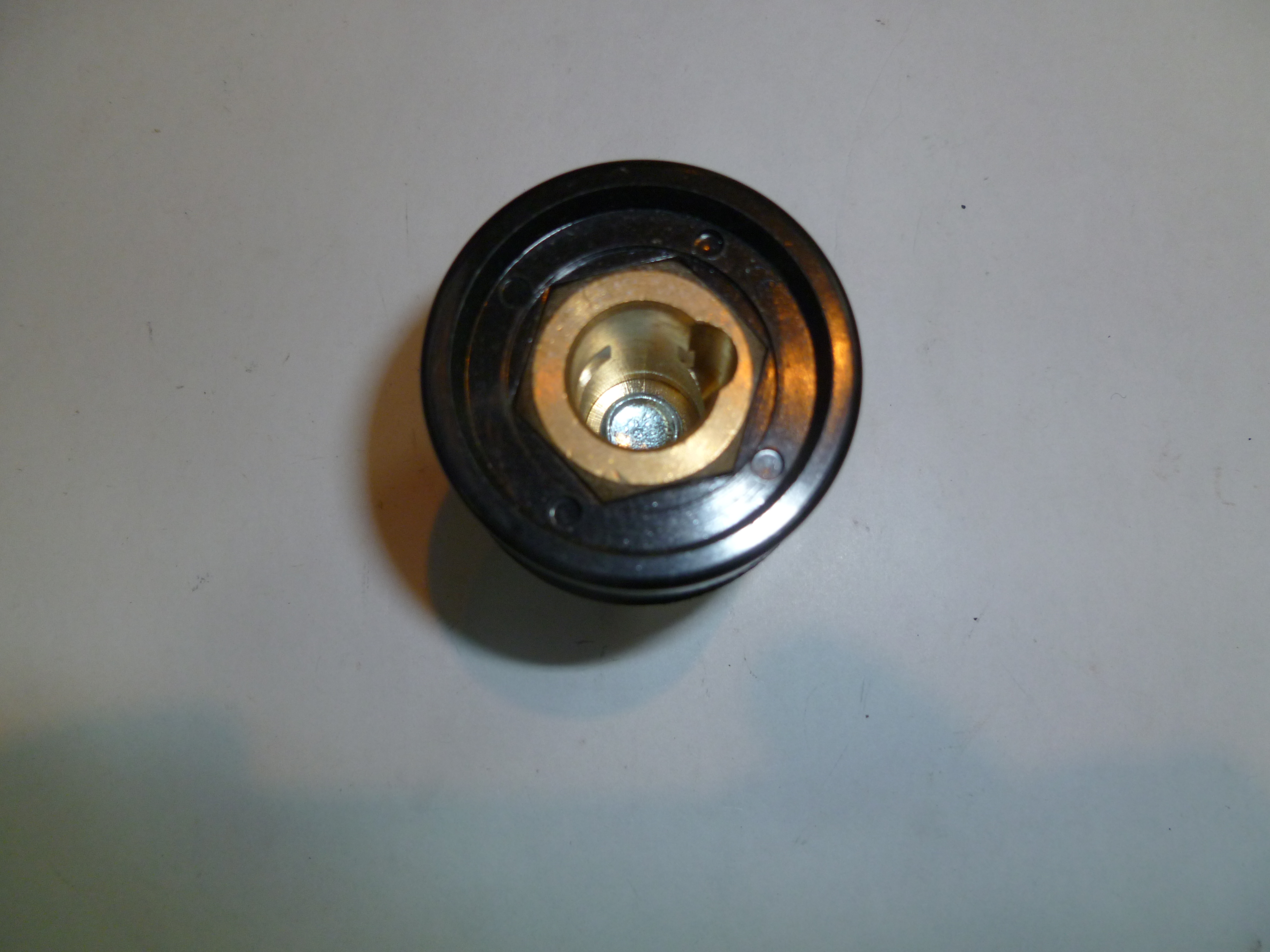 картинка Гнездо кабельное черное 35-50 /Output Socket (03.01.004.003) картинка Гнездо кабельное черное 35-50 /Output Socket (03.01.004.003)